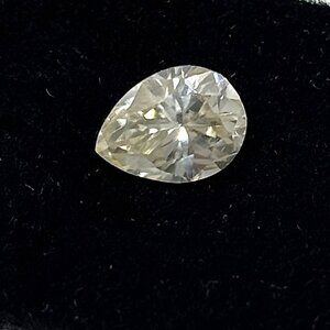 Champagne Pear Diamond Gemstone